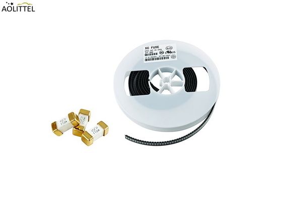 fusibile Resettable del supporto di superficie di 6.1x2.5x2.5mm, ente ceramico della metropolitana del fusibile 1a di Smd