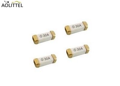 Fusibile di superficie Rapido agente a corrente forte 250Vac 50mA-15A del supporto 10.25x3.2 millimetro R1032 di serie NANA trasversale di Sartfuse S1032-F