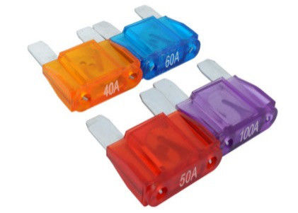 Il colore di SAE J1888 ha codificato il colpo che lento facile di Identificed 29mm il maxi fusibile automatico 40A 32V 60V della lama arancio inserisce