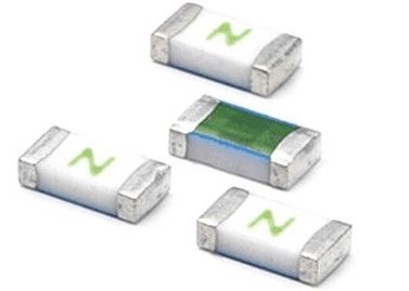Fusibile di superficie velocemente agente 06D 250mA-5A 32V del supporto UL248-1 1608 con 35A di valutazione d'interruzione 50A