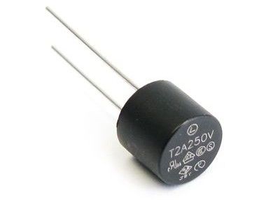 8.5x7.2mm SR-5-2A-AP Subminiature hanno graduato intorno al micro fusibile SRT1200A T2A250V di intervallo di plastica con cavo che spazia 5.08mm