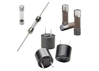 8.5x7.2mm SR-5-2A-AP Subminiature hanno graduato intorno al micro fusibile SRT1200A T2A250V di intervallo di plastica con cavo che spazia 5.08mm