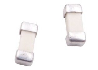 UL ceramica del fusibile T3A 250V 1032 10.1x3.1x1.75mm TUV del ritardo del pacchetto del supporto della superficie del mattone di SEI SMD
