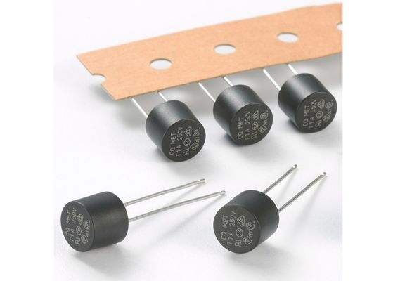 Immerga intorno UL INCONTRATA 250V graduata Subminiature del fusibile T3.15A 3.15A 277V 8.35x7.7mm del ritardo radiale di termine d'esecuzione alla micro