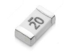 Tipo 3216 fusibile ceramico 3.1×1.6mm 24V 63V 10A-30A di CQ12LI del supporto di intervallo di superficie a corrente forte del dispositivo