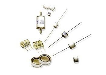 Lampada a scarica al piombo assiale 6x5.5mm del GDT di spinterometro 350V 15% di commutazione di KG5 2R350L
