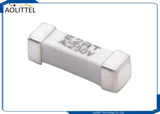 Time Lag Subminiature Small Square Surface Mount Fuse 0,50A - 5,0A 250V 443 Serie NANO2 3x10mm